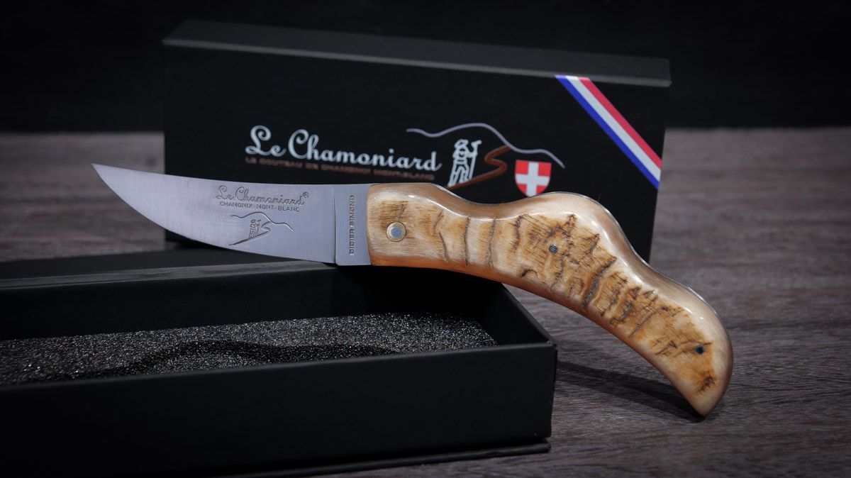 Couteau le chamoniard en corne de bouquetinde Chamonix